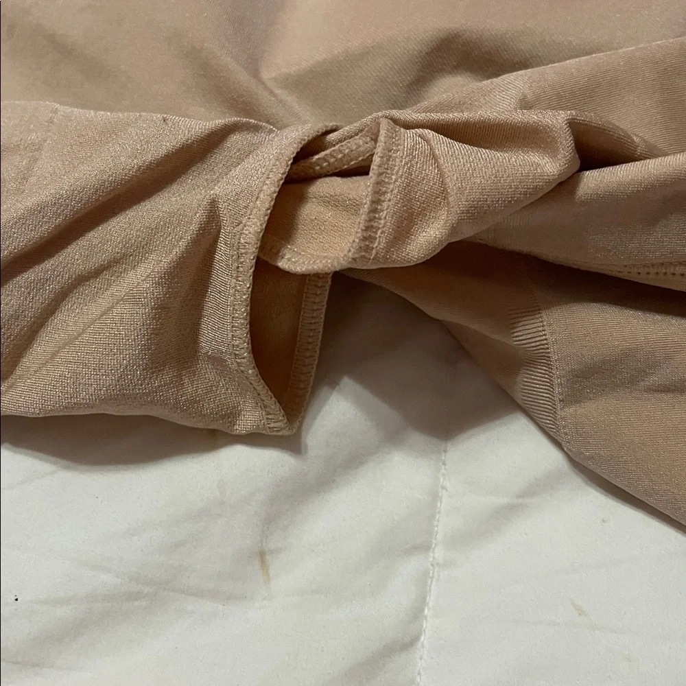 SPANX Women's NEW Oncore High Waist Mid Thigh Shaper Tummy Control in Soft Nude
